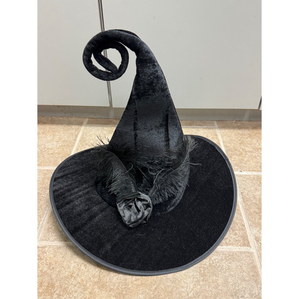 Hauntlook Black Crooked Witch Hat Feathers Rose Adult One Size MPAT-017 NEW